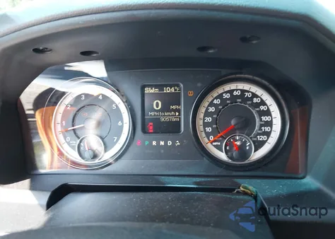 2016 Ram 1500 Express z USA, uszkodzony, nr VIN 3C6RR7KT4GG304507